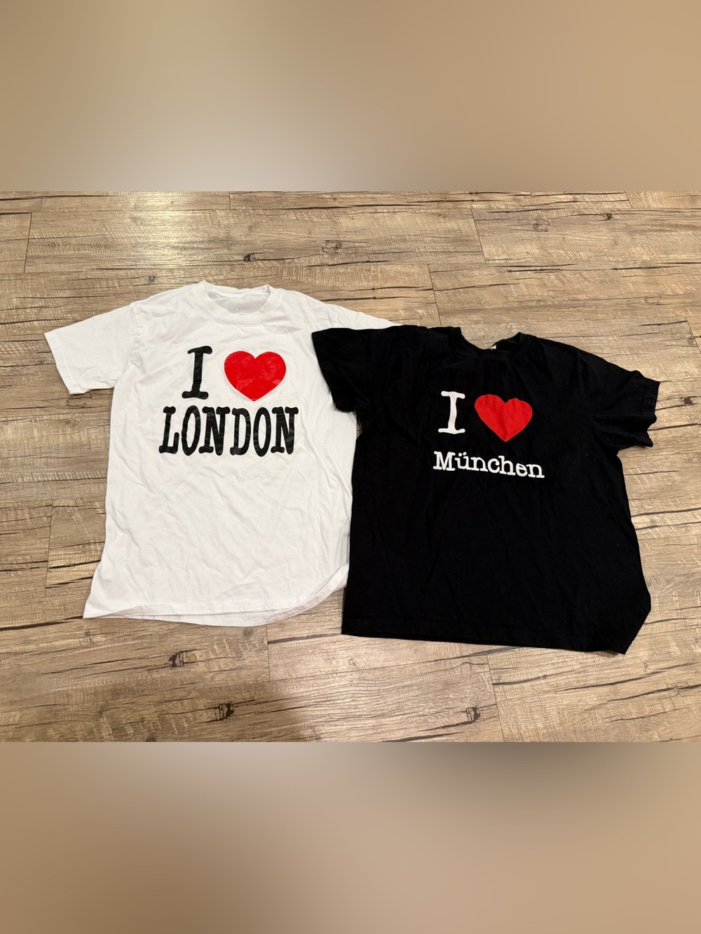 Graphic 'I ♥ London' I ❤️ Munchen Short Sleeve Tee - White